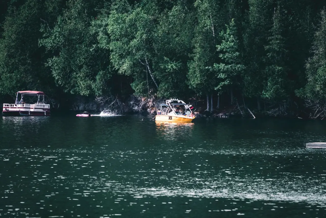 Grand lac de la Côte-Nord